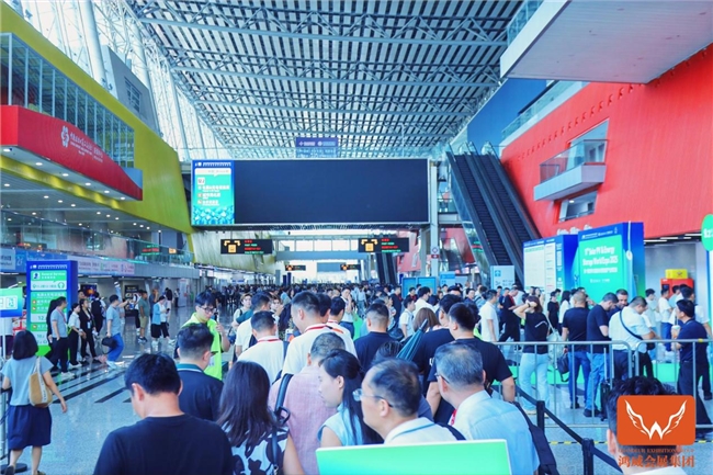 擎动绿能未来，点亮零碳地球：第18届世界太阳能光伏暨储能